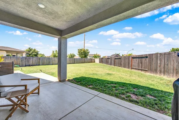 $565,000 | 1517 Falabella Way, Olivehurst, CA 95961