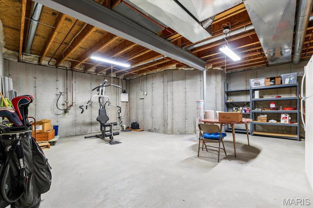 10142 Tanbridge Road St. Louis, MO 63128 - Photo 43 of 46 Gallery Image 43