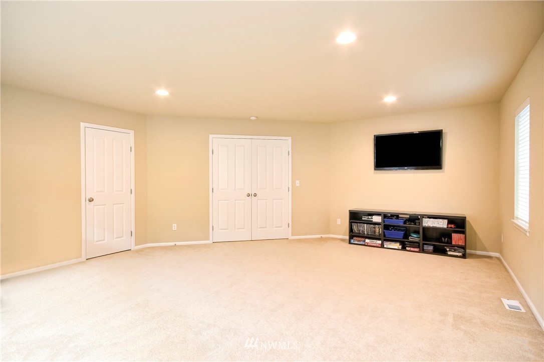 16568 Southeast 162nd Street Renton, WA 98058 - Photo 29 of 37 Gallery Image 29