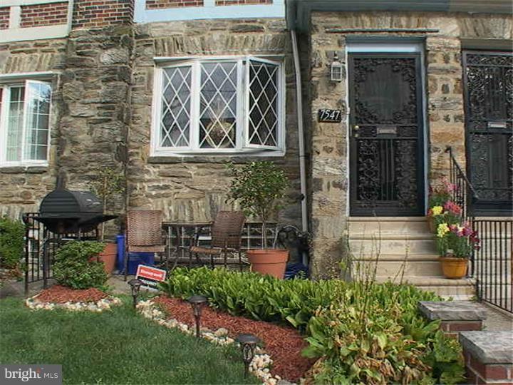 7547 Beverly Road Philadelphia, PA 19138 - Photo 2 of 23 Exterior Front