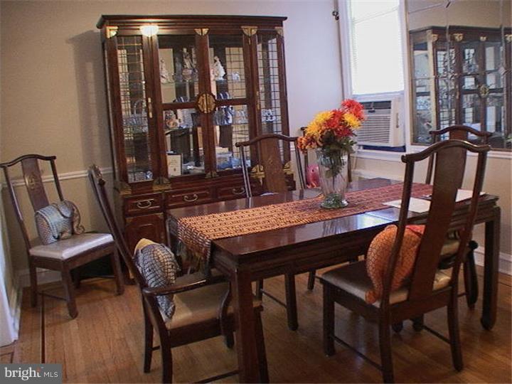 7547 Beverly Road Philadelphia, PA 19138 - Photo 6 of 23 Dining Room