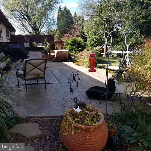 444 Stracks Dam Road Myerstown, PA 17067 - Photo 17 of 19 Stamped patio