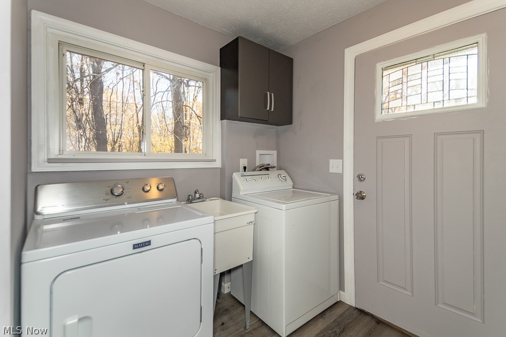 9530 Johnnycake Ridge Road Mentor, OH 44060 - Photo 11 of 35 Your own laundry area in guest suite