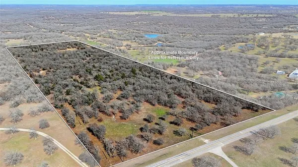 a view of a mountain view