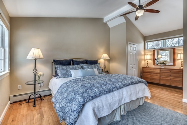 38 Munroe Road Lexington, MA 02421 - Photo 9 of 20 Gallery Image 9