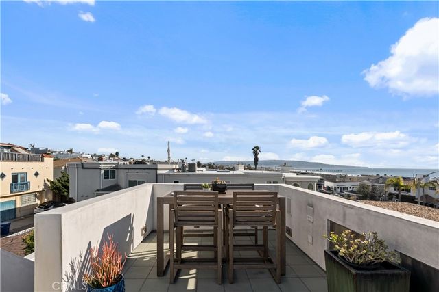 $5,900,000 | 2540 Manhattan Avenue, Hermosa Beach, CA 90254