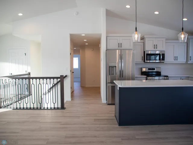 $537,591 | 305 Neuman Boulevard, Colfax, ND 58018