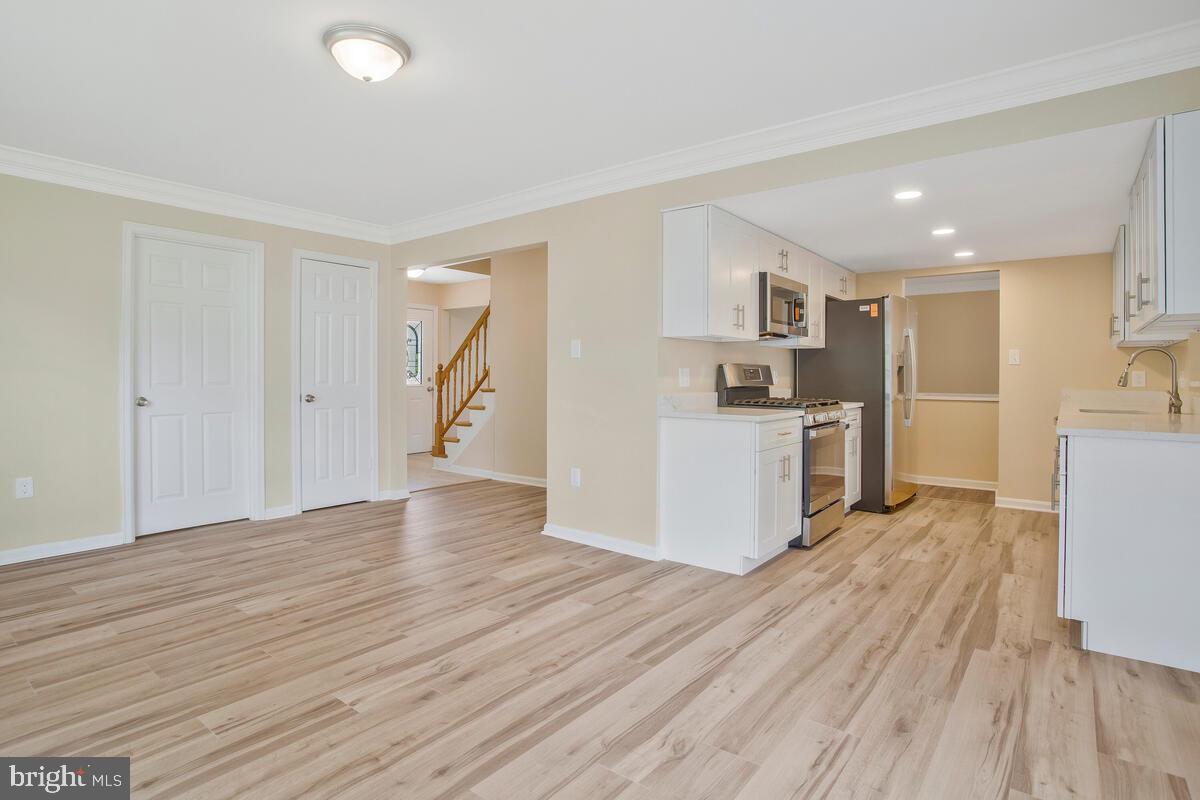 13006 Claxton Drive Laurel, MD 20708 - Photo 9 of 46 Gallery Image 9