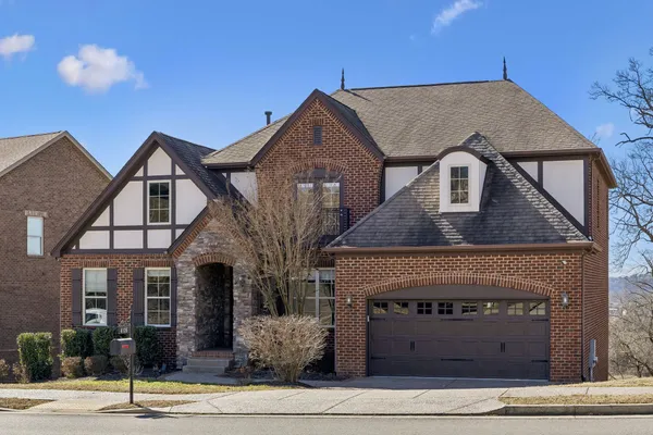a house view with a outdoor space