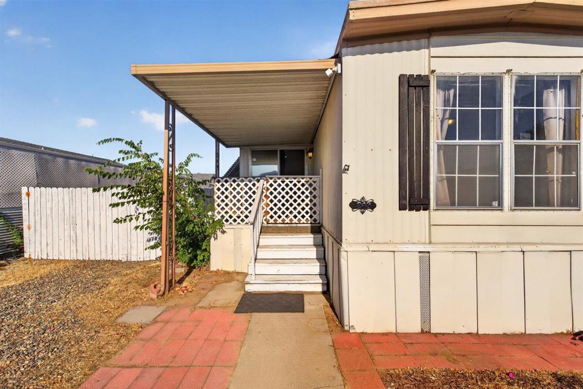 2621 Prescott Road, Unit 243 Modesto, CA 95350 - Photo 6 of 25