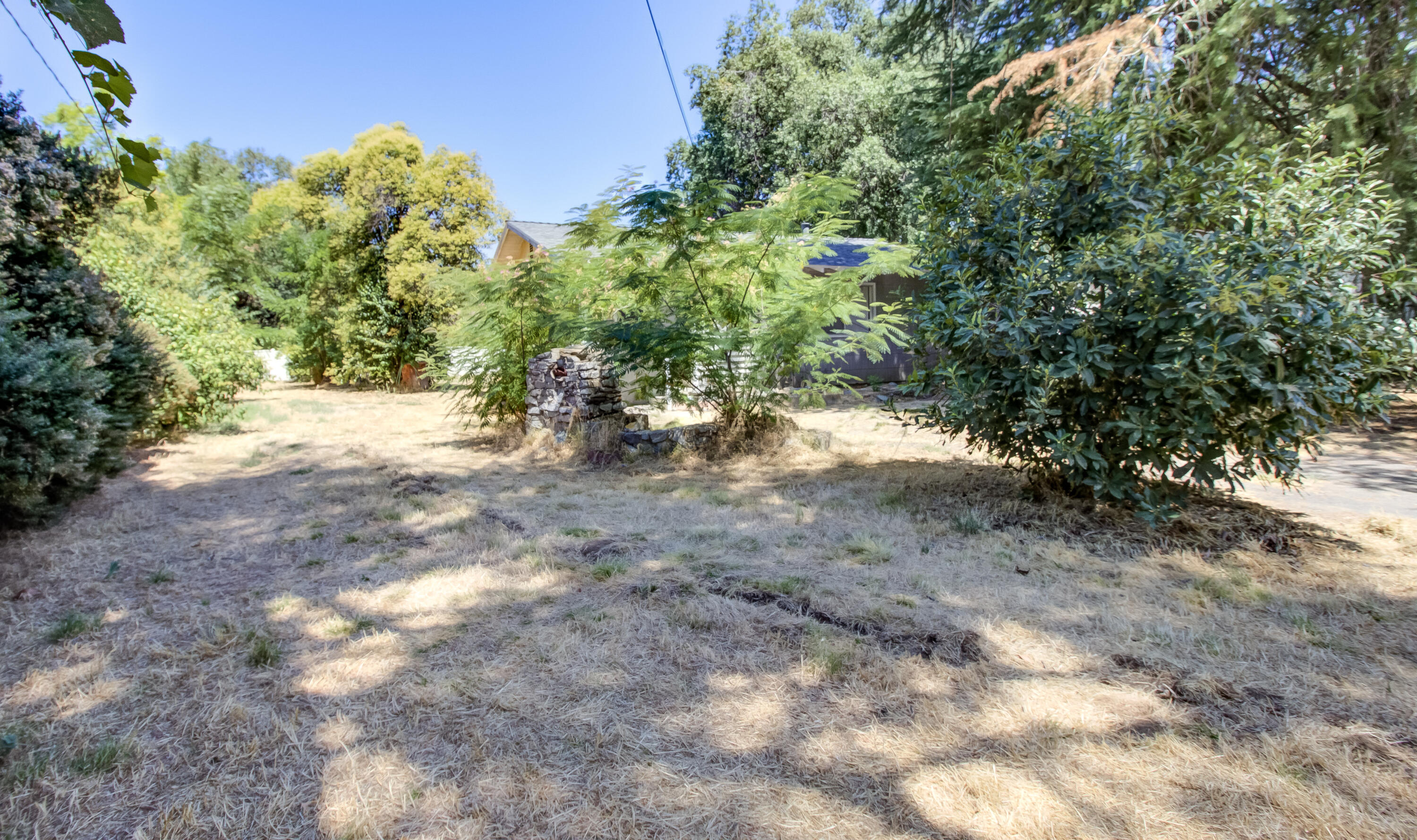 2940 North Bonnyview Road Redding, CA 96001 - Photo 27 of 27 2940 N Bonnyview