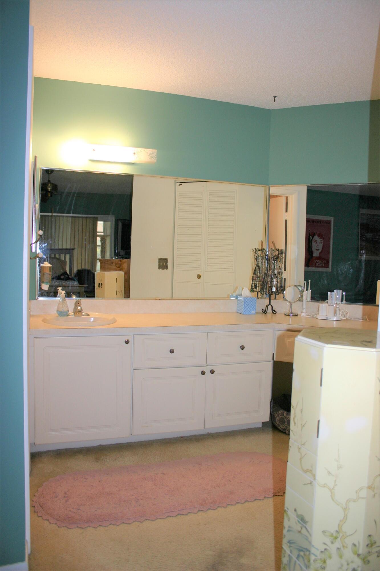 102 Stillwater Circle Jupiter, FL 33458 - Photo 15 of 28 NEW