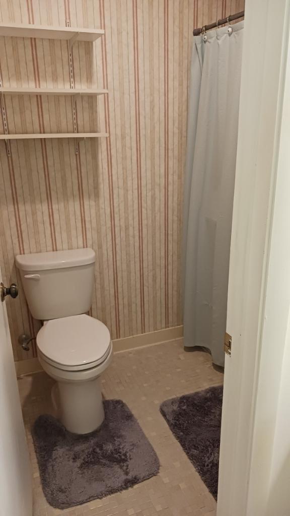 102 Stillwater Circle Jupiter, FL 33458 - Photo 16 of 28 Resized_Resized_20221216_191434