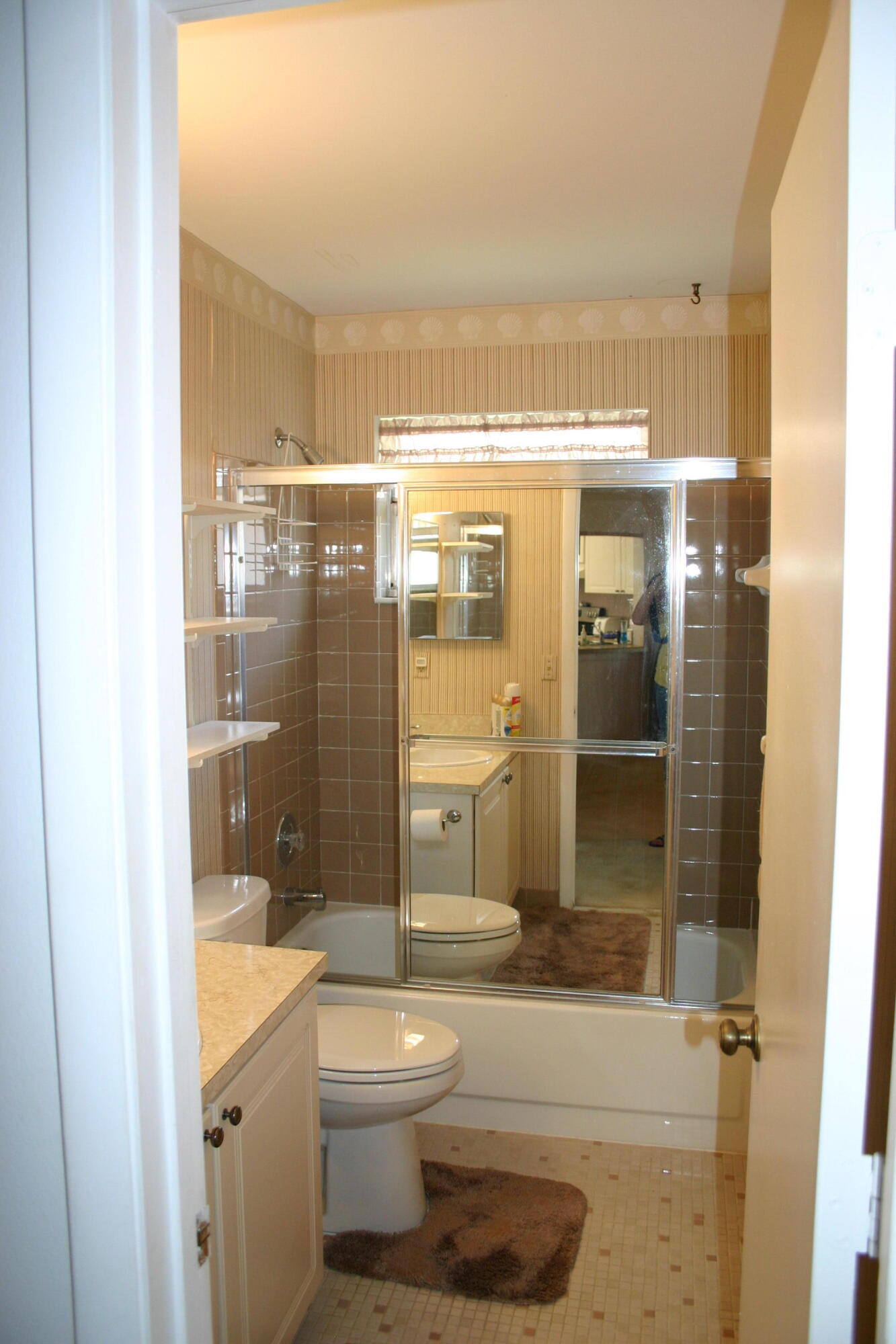 102 Stillwater Circle Jupiter, FL 33458 - Photo 19 of 28 IMG_8671