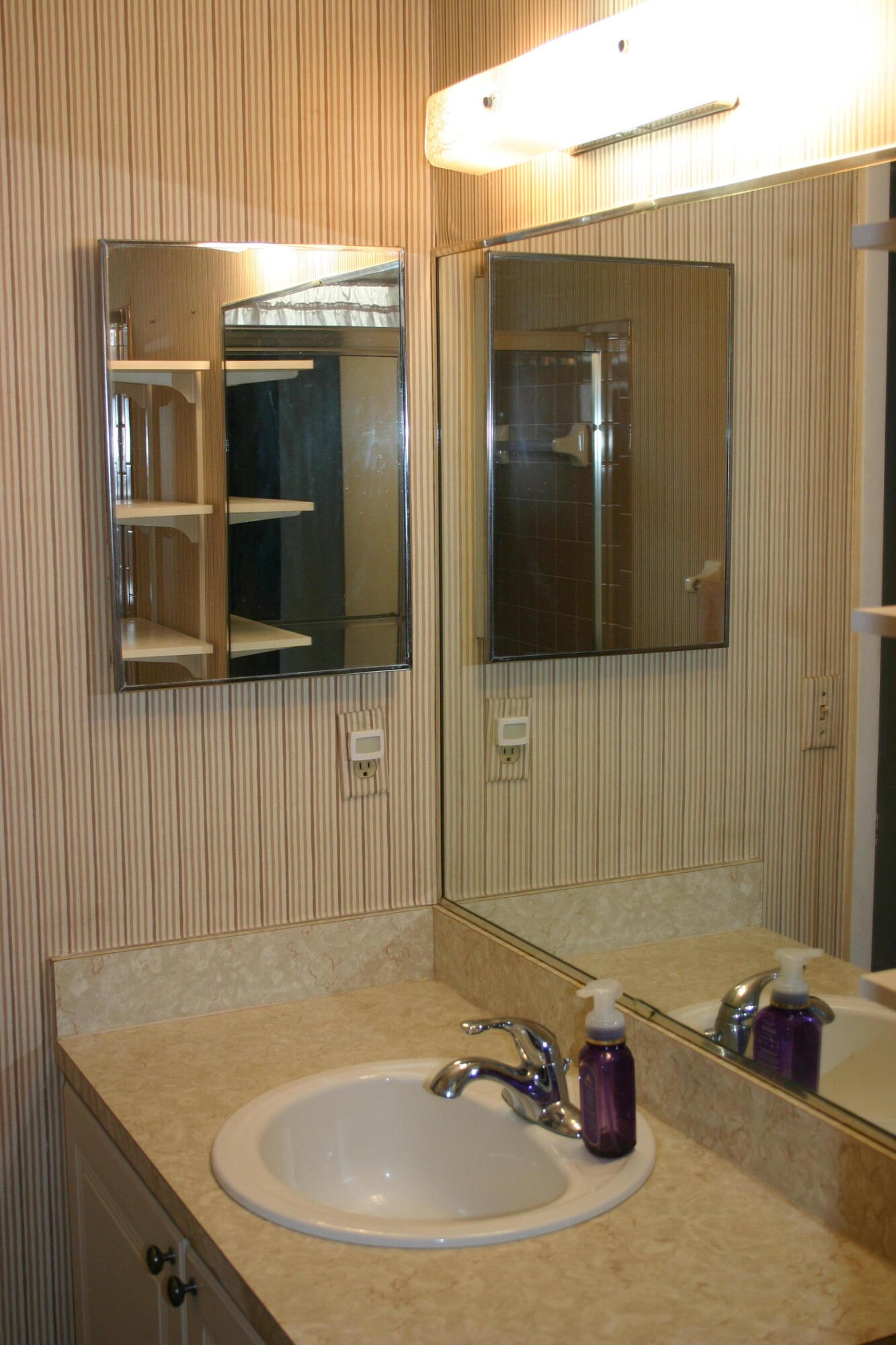 102 Stillwater Circle Jupiter, FL 33458 - Photo 21 of 28 IMG_8611