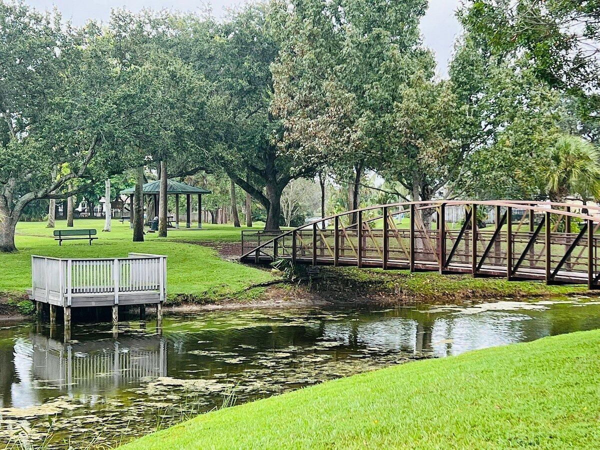 102 Stillwater Circle Jupiter, FL 33458 - Photo 27 of 28 indian-creek-park