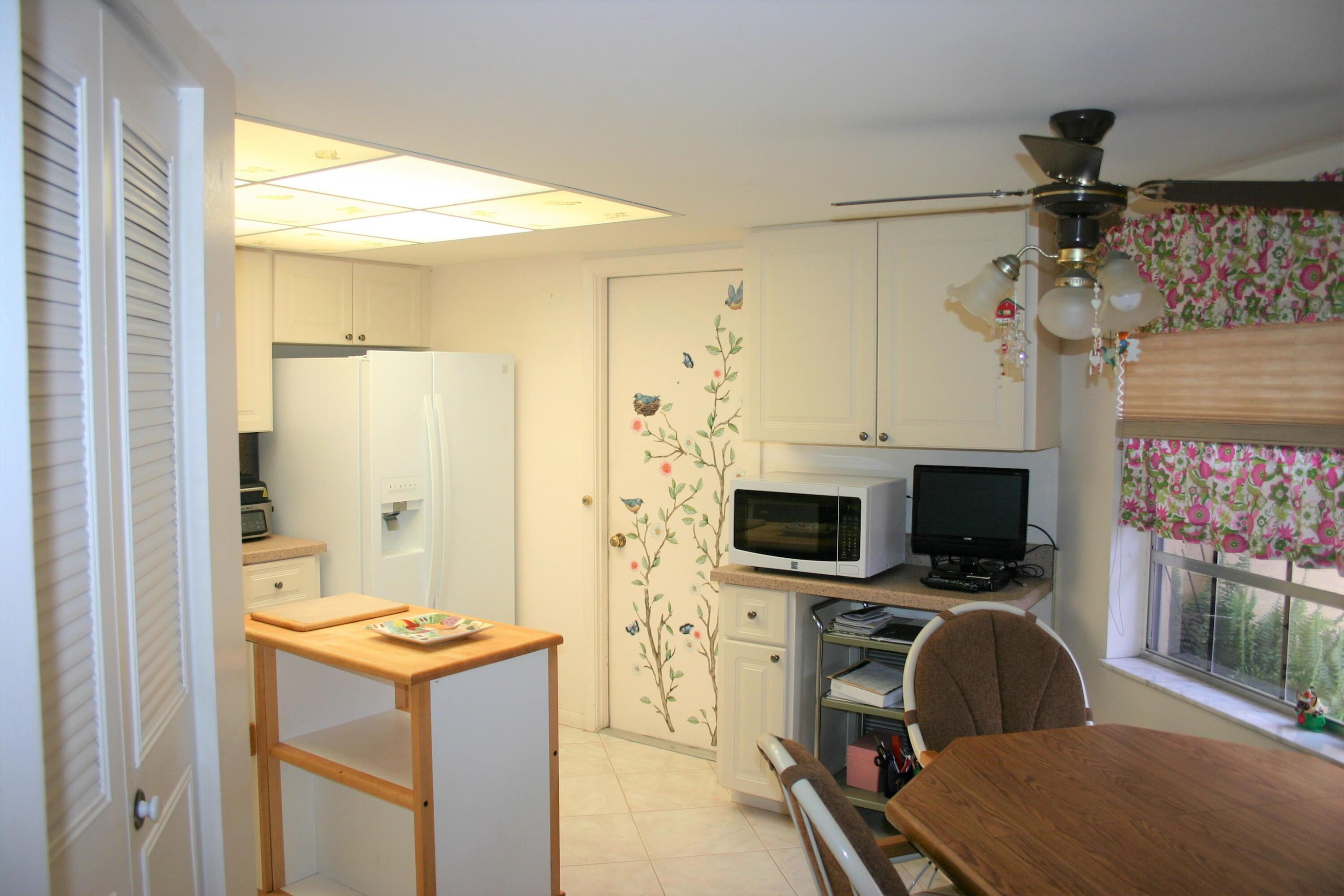 102 Stillwater Circle Jupiter, FL 33458 - Photo 8 of 28 New2