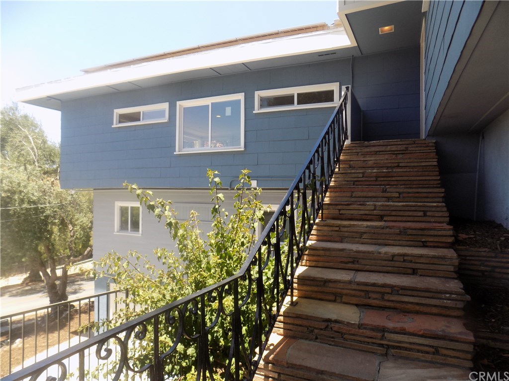 6160 Pachappa Drive Riverside, CA 92506 - Photo 5 of 20 Gallery Image 5