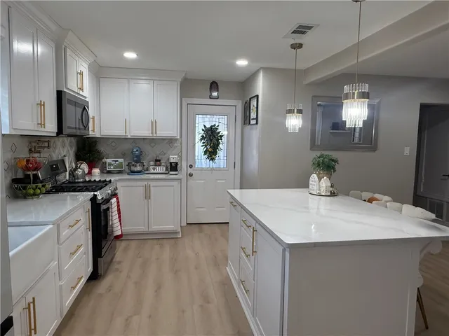 $240,000 | 106 Adams Drive, Corpus Christi, TX 78415