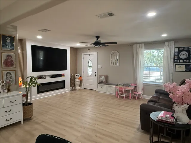 $240,000 | 106 Adams Drive, Corpus Christi, TX 78415