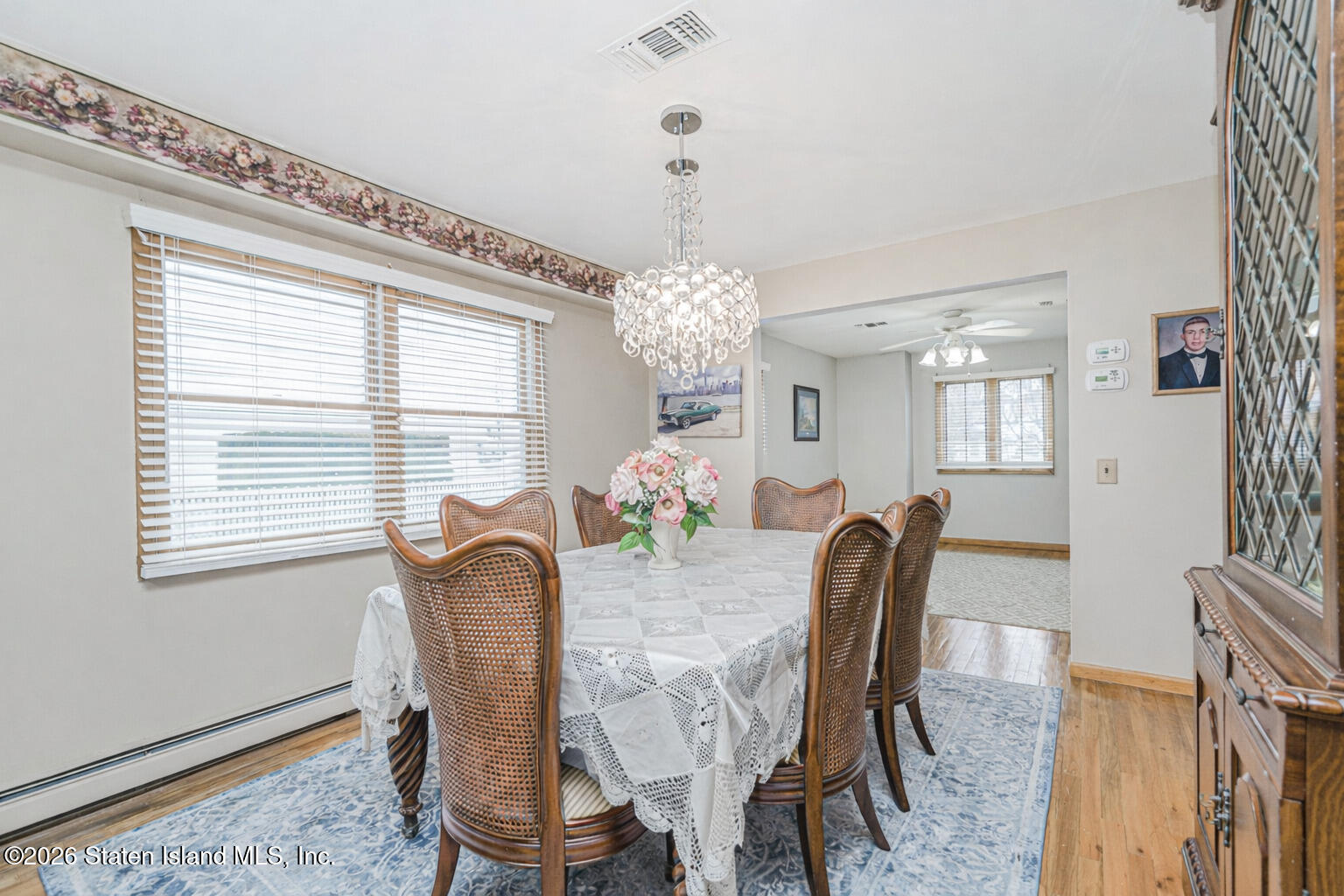 471 Main Street Staten Island, NY 10307 - Photo 9 of 39 a dining room with furniture and window