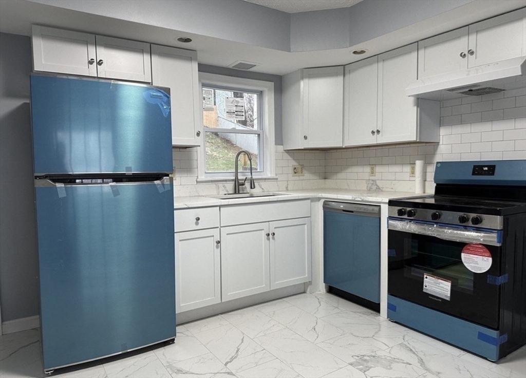20-8 Rice Lane Worcester, MA 01604 - Photo 6 of 21