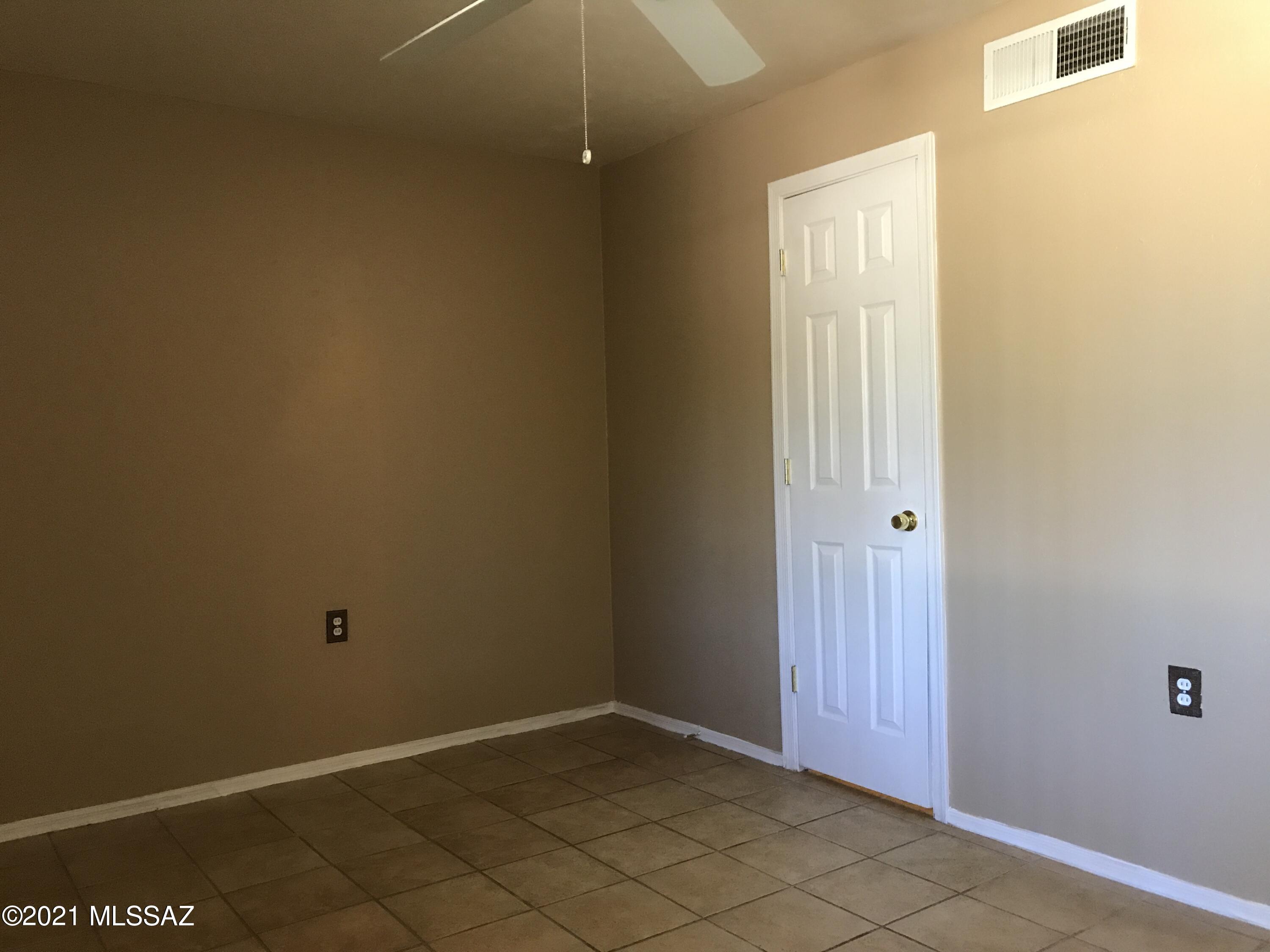 350 North Silverbell Road, Unit 89 Tucson, AZ 85745 - Photo 15 of 31