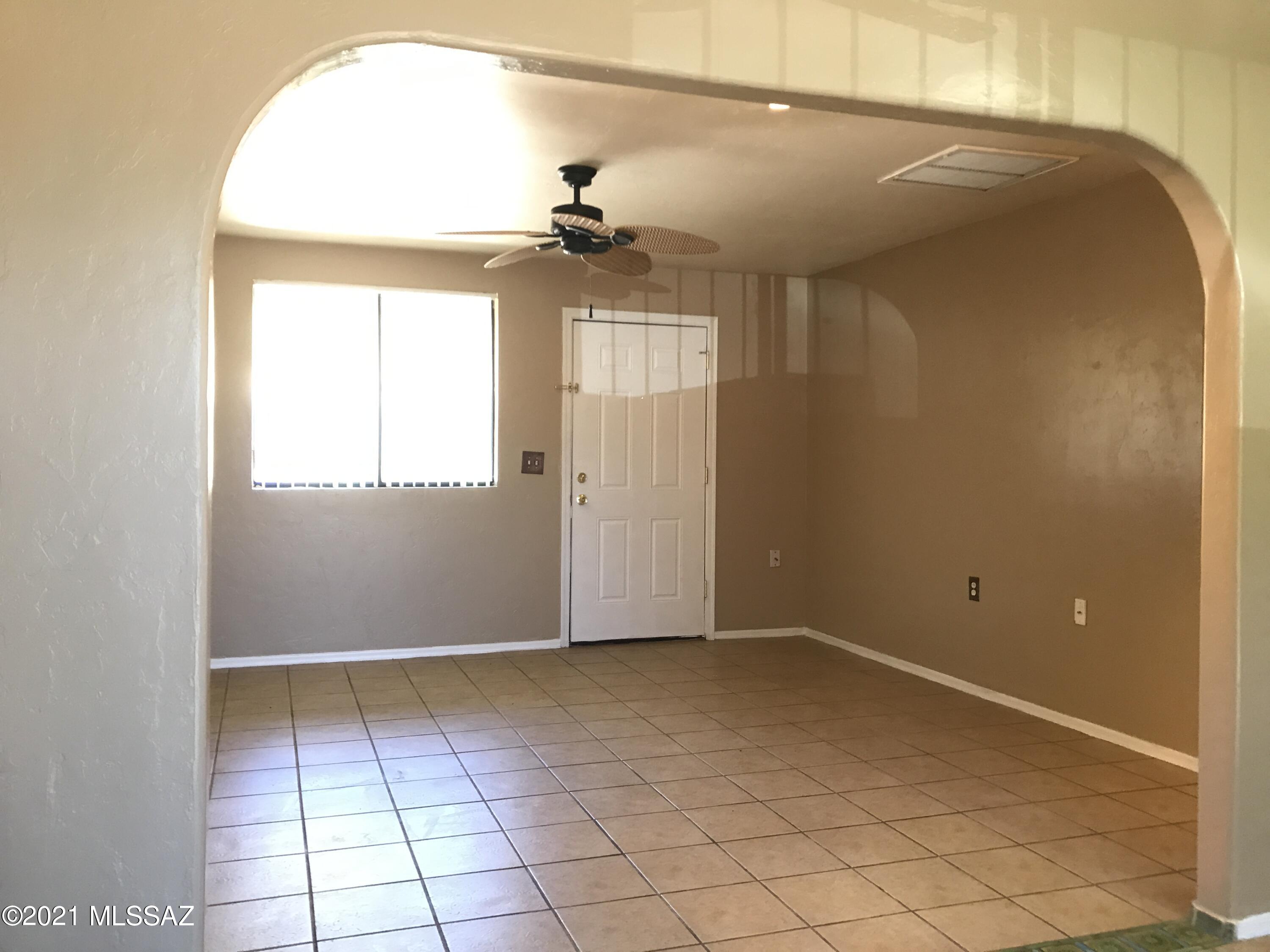 350 North Silverbell Road, Unit 89 Tucson, AZ 85745 - Photo 4 of 31