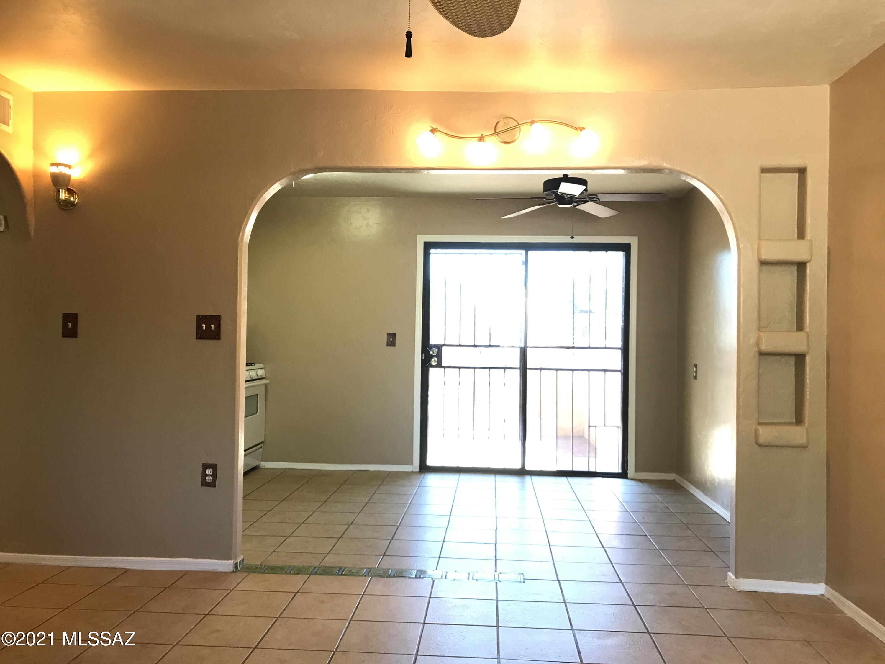 350 North Silverbell Road, Unit 89 Tucson, AZ 85745 - Photo 7 of 31