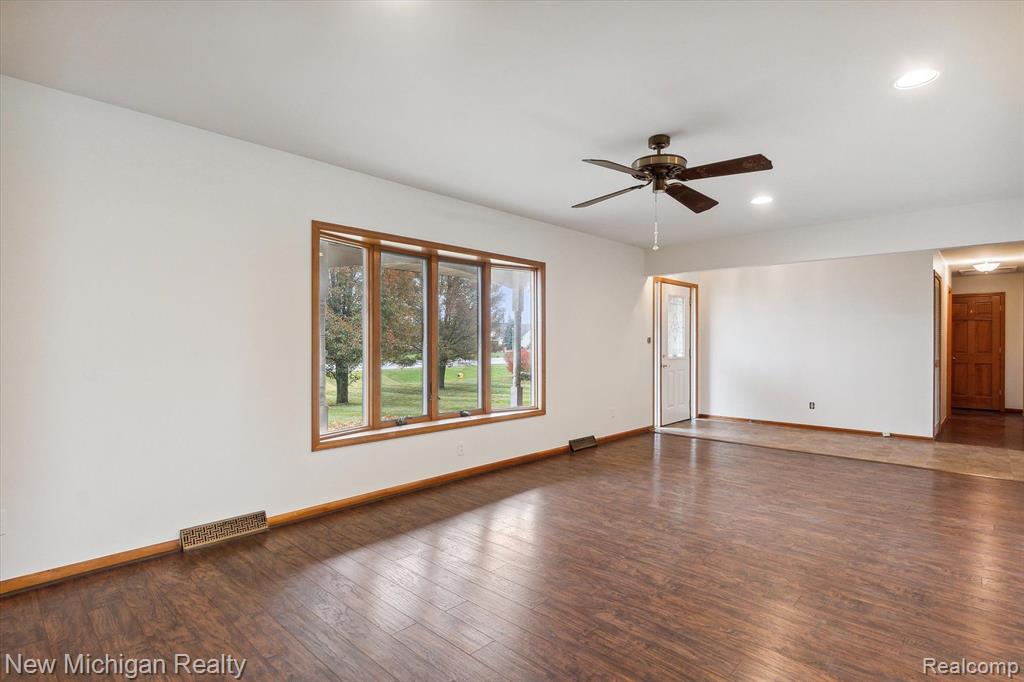 1403 West Vienna Road Clio, MI 48420 - Photo 9 of 63 Gallery Image 9