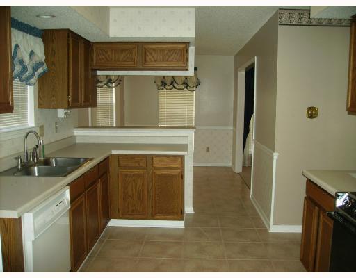 345 Devon Road Laplace, LA 70068 - Photo 3 of 8 Gallery Image 3