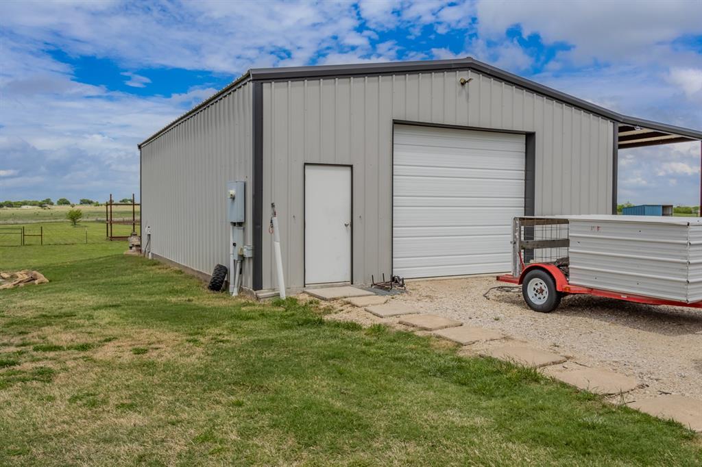 14910 Old Stoney Road Ponder, TX 76259 - Photo 5 of 36 a view of a backyard of the house