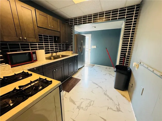 $190,000 | 401 North Hardesty Avenue, Kansas City, MO 64123