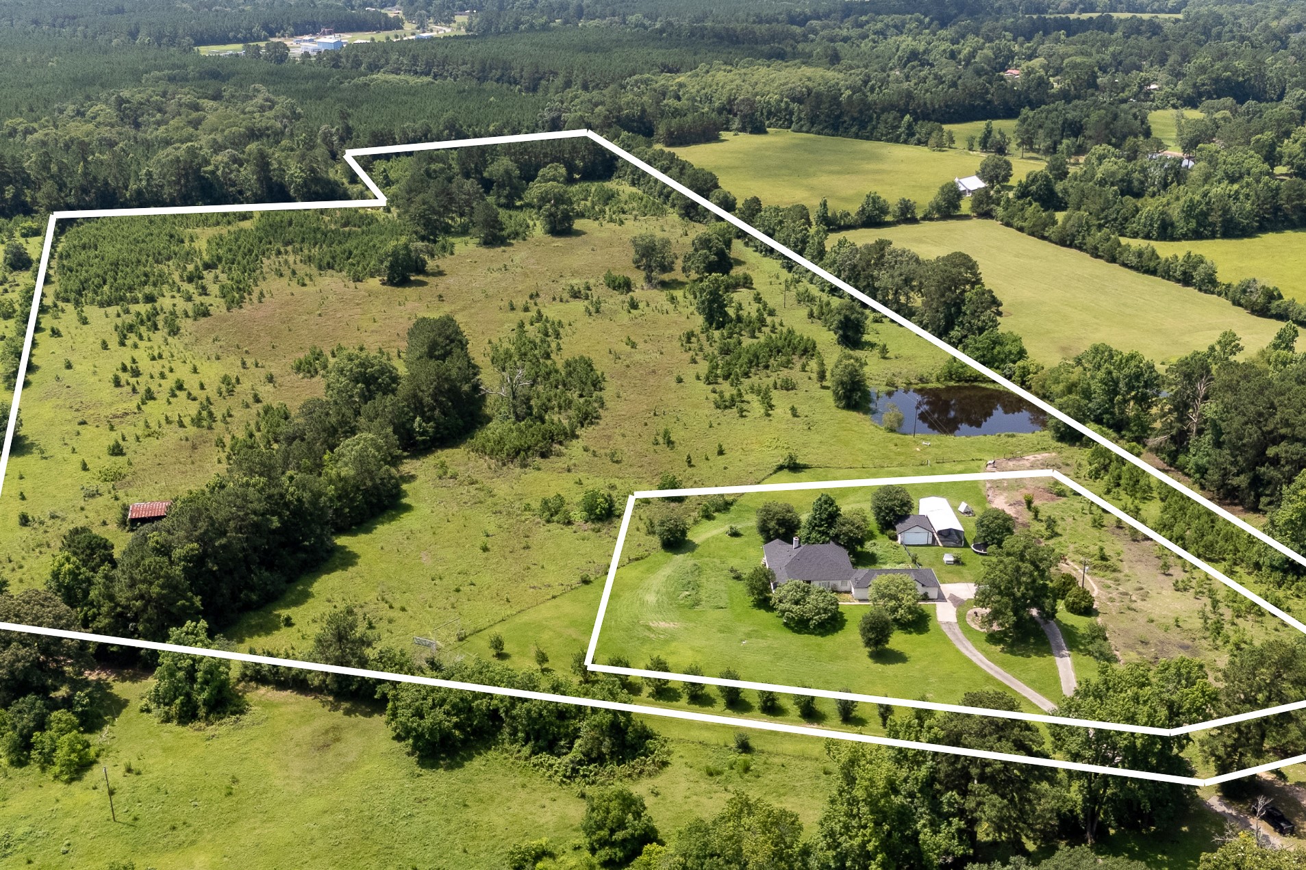 0 R L R L Moffett Street Goodrich, TX 77335 - Photo 4 of 17 a view of a tennis court