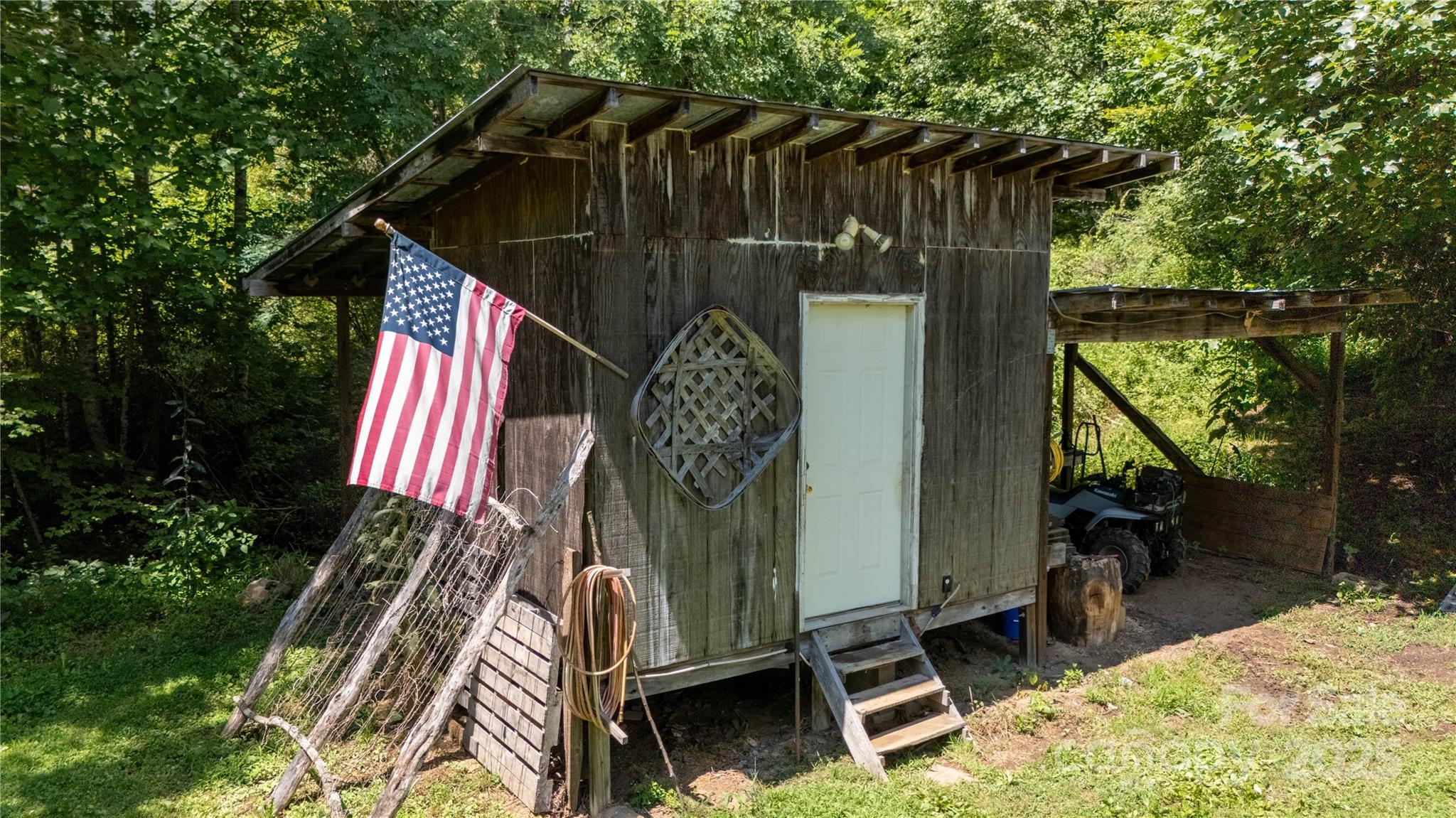 614 Upper Doe Bag Road Green Mountain, NC 28740 - Photo 9 of 44 a view of outdoor space deck and backyard