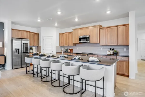 $754,950 | 16420 201st Avenue East, Bonney Lake, WA 98391