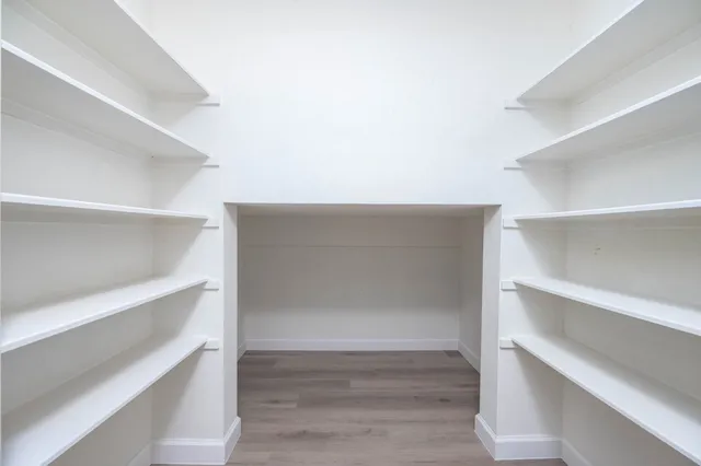 $2,450 | 10218 Dr Peridot Cove, Houston, TX 77095