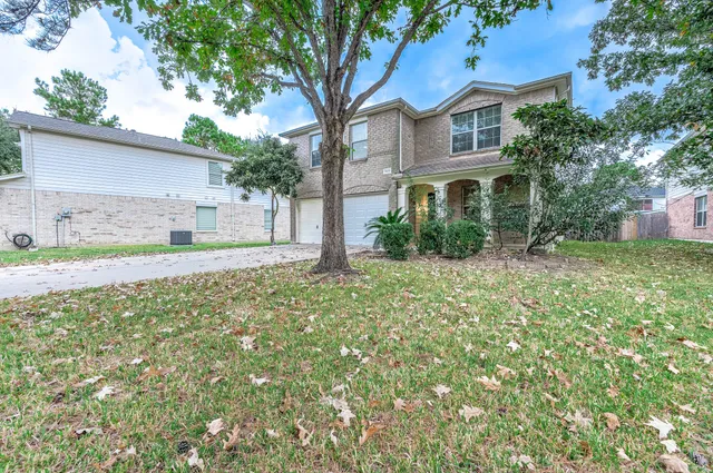 $2,450 | 10218 Dr Peridot Cove, Houston, TX 77095