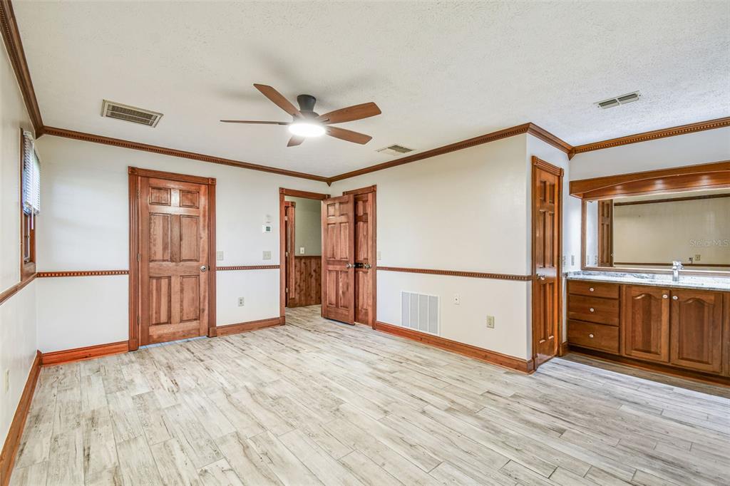 27547 Miller Road Dade City, FL 33525 - Photo 31 of 100 Gallery Image 31