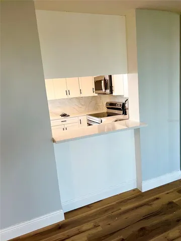 $245,600 | 2621 Cove Cay Drive, Unit 703, Clearwater, FL 33760