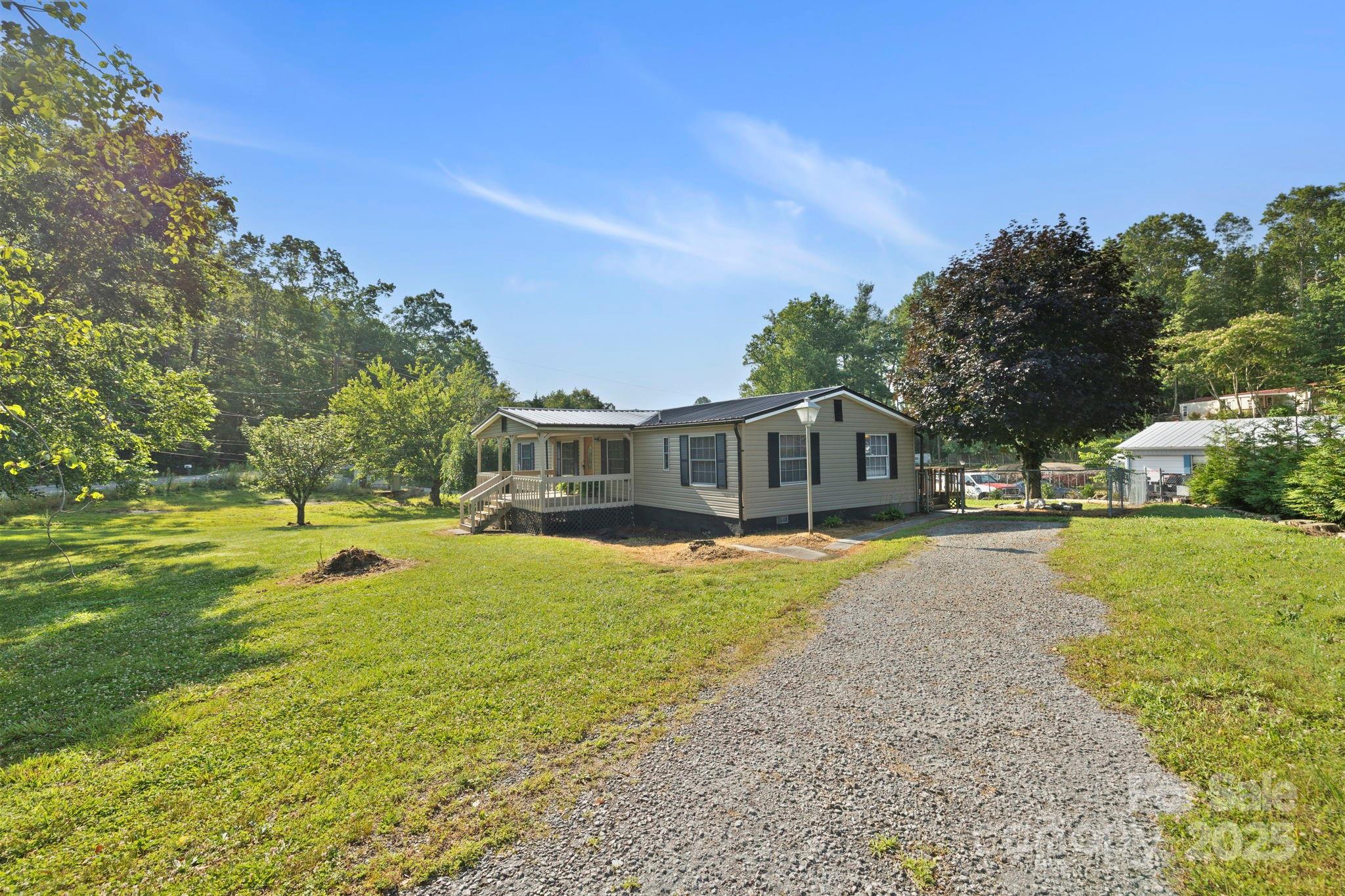 374 Big Hungry Road Flat Rock, NC 28731 - Photo 3 of 27 Gallery Image 3