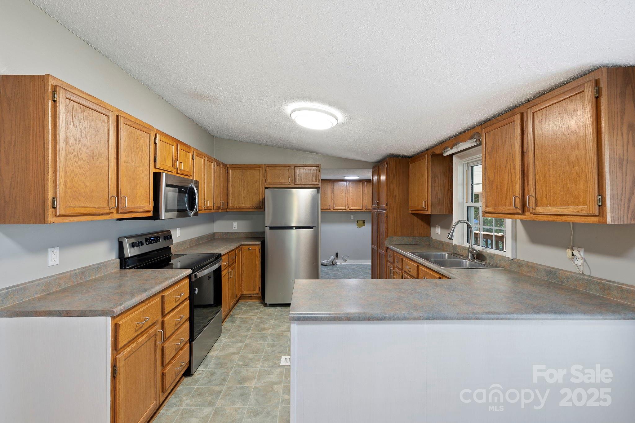 374 Big Hungry Road Flat Rock, NC 28731 - Photo 8 of 27 Gallery Image 8