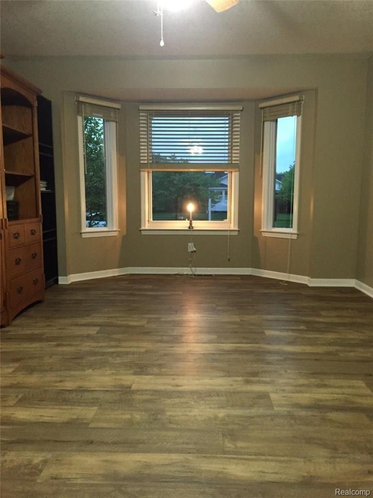 16627 Carter Road Trenton, MI 48183 - Photo 10 of 38 carter.jpg
