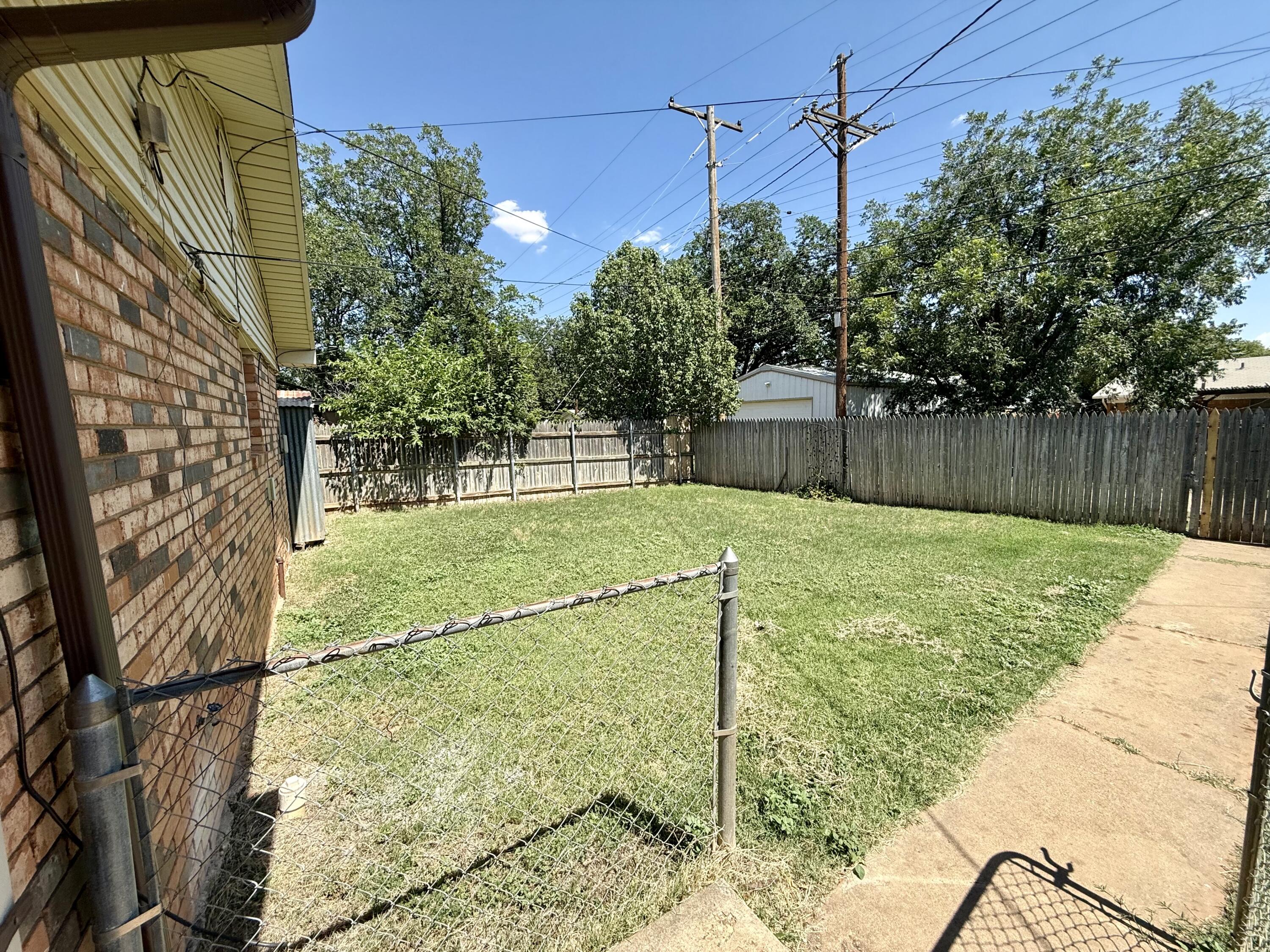 5425 46th Street Lubbock, TX 79414 - Photo 18 of 19 IMG_8023