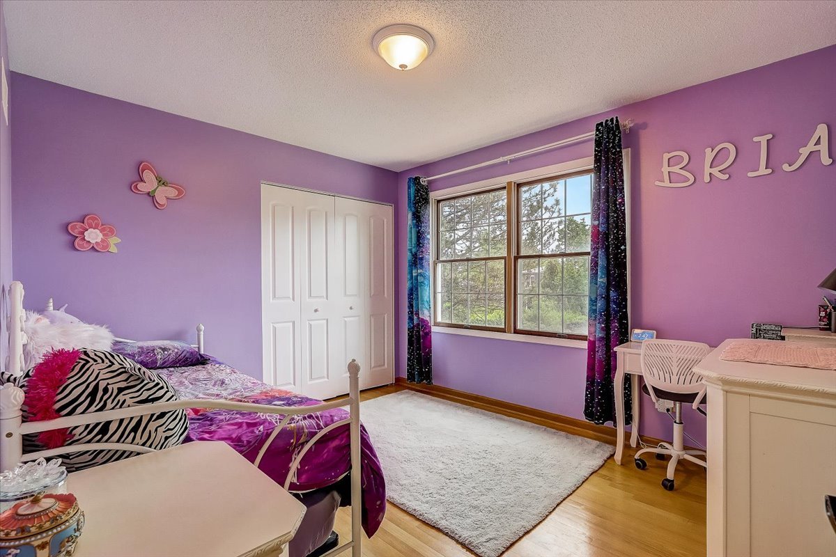 4365 Phyllis Drive Northbrook, IL 60062 - Photo 35 of 55 a bed room with a bed and a window