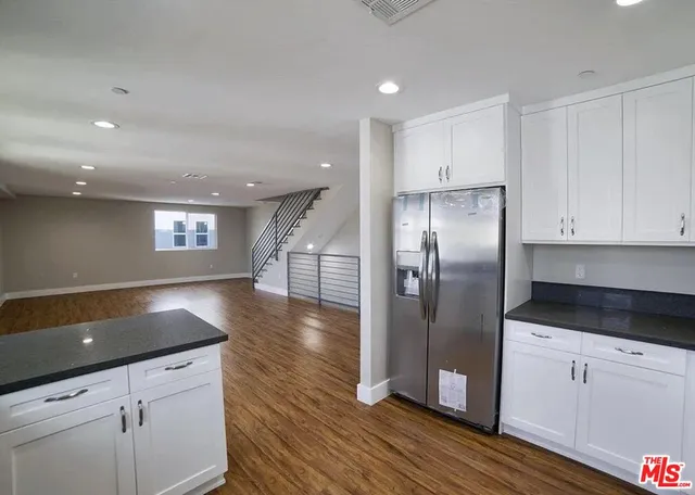 $3,950 | 2303 Hauser Boulevard, Los Angeles, CA 90016