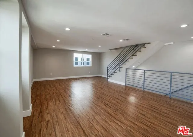 $3,950 | 2303 Hauser Boulevard, Los Angeles, CA 90016