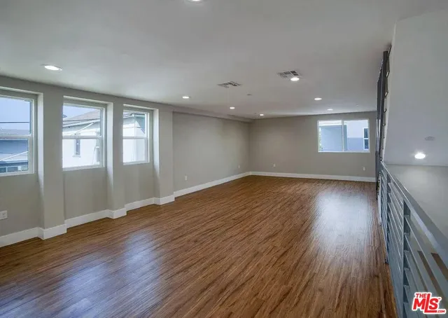 $3,950 | 2303 Hauser Boulevard, Los Angeles, CA 90016