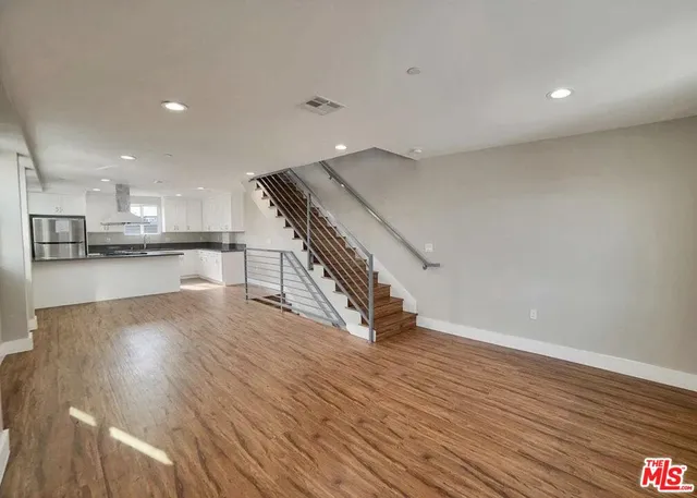 $3,950 | 2303 Hauser Boulevard, Los Angeles, CA 90016