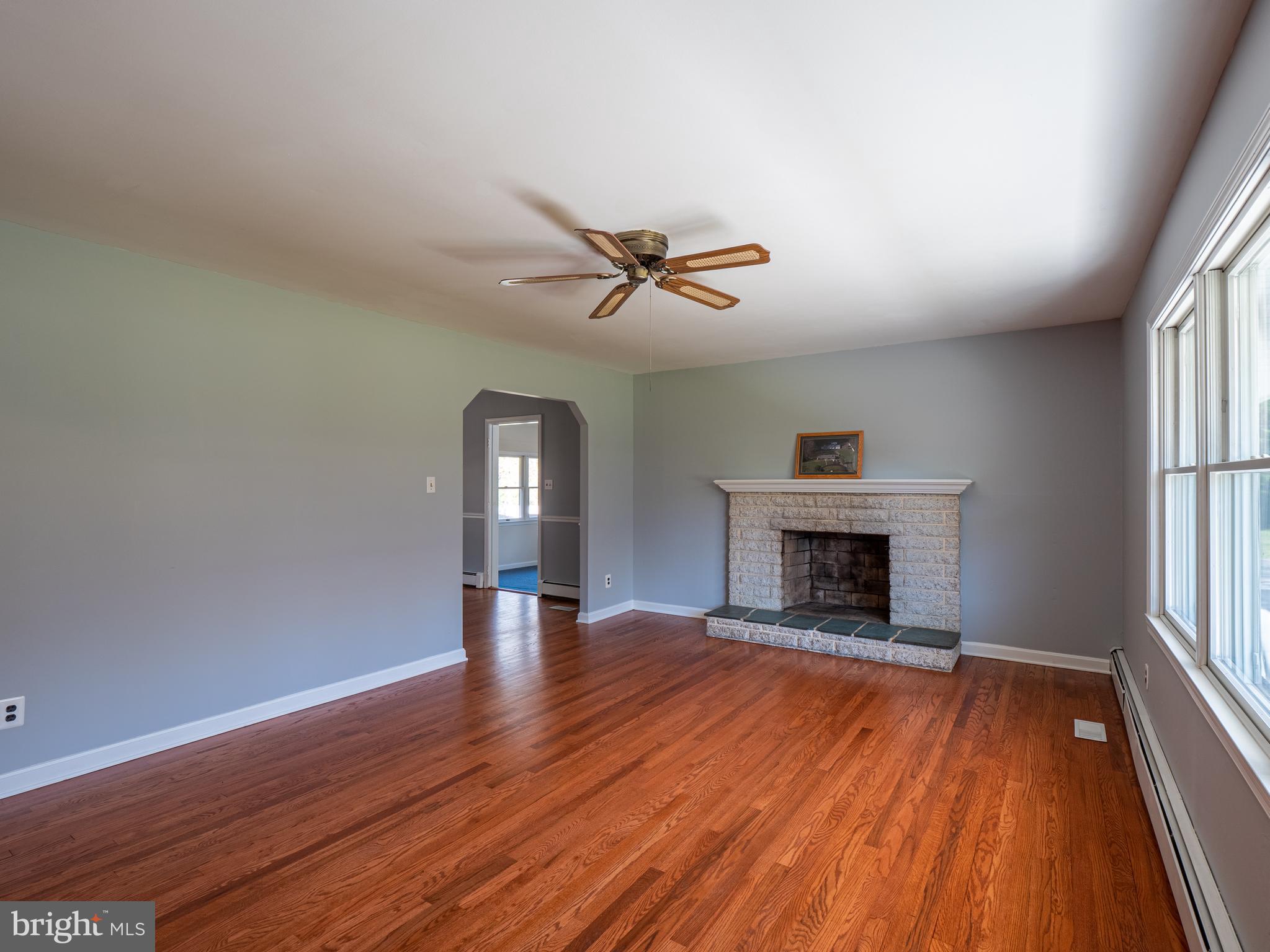 580 Plum Point Road Huntingtown, MD 20639 - Photo 11 of 48 Another view of the Living room